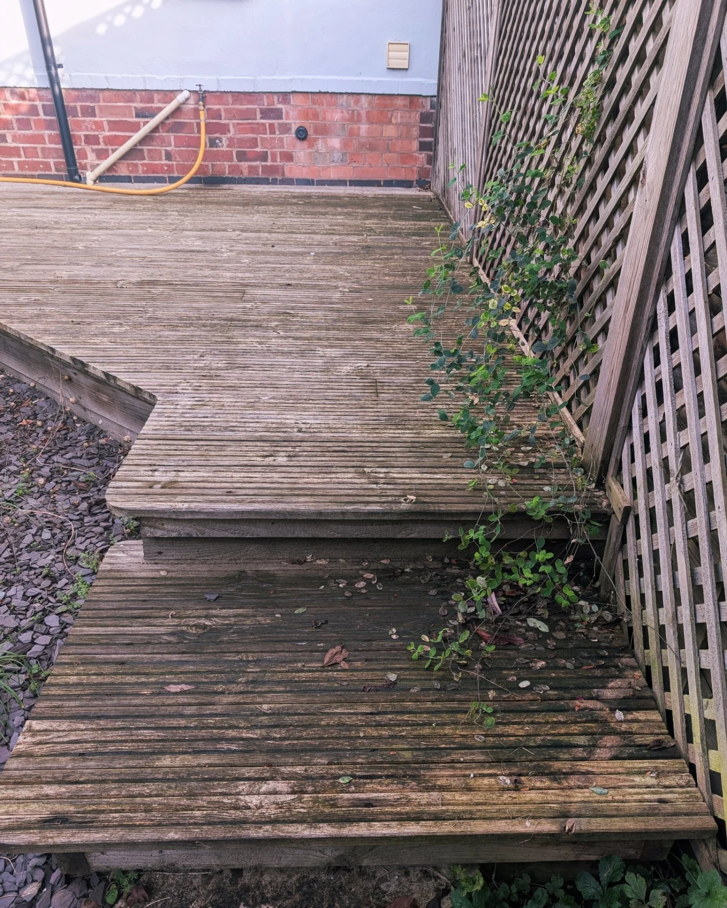 Before deck cleaning Melbourne